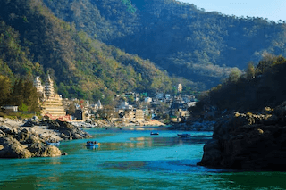 The Ultimate Rishikesh Travel Guide | Rafting, Ganga Aarti & Budget Itinerary