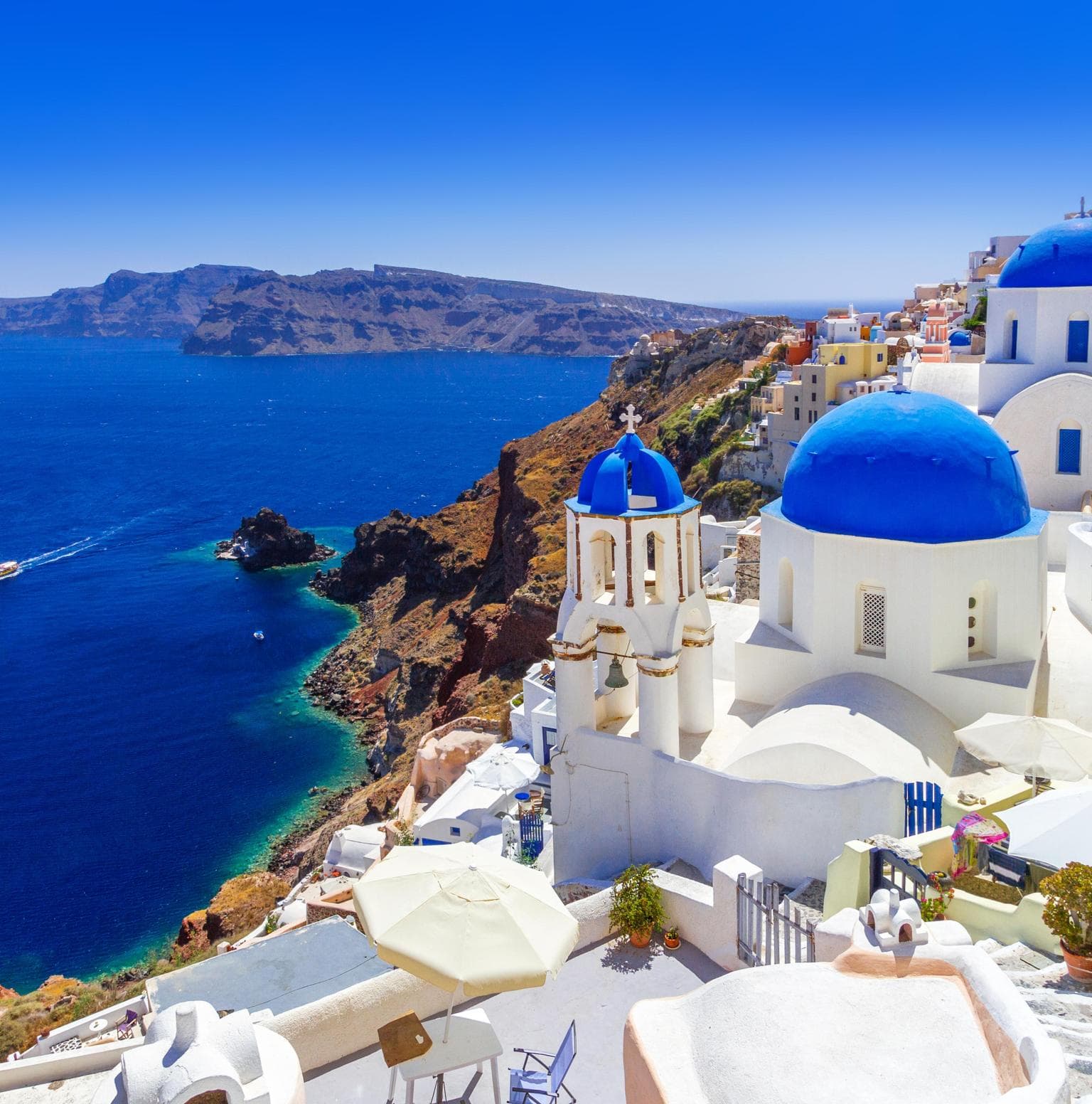 The Ultimate 2-Week Greece Itinerary | The Perfect First-Time Island Hopping Guide