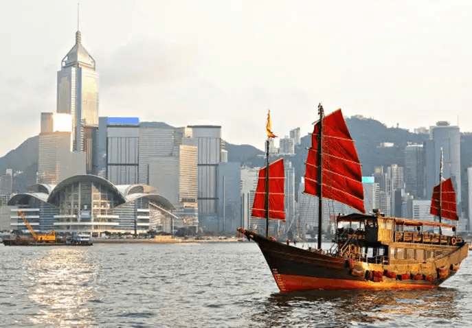 The Ultimate 5D4N Hong Kong Girls Trip Itinerary & Budget