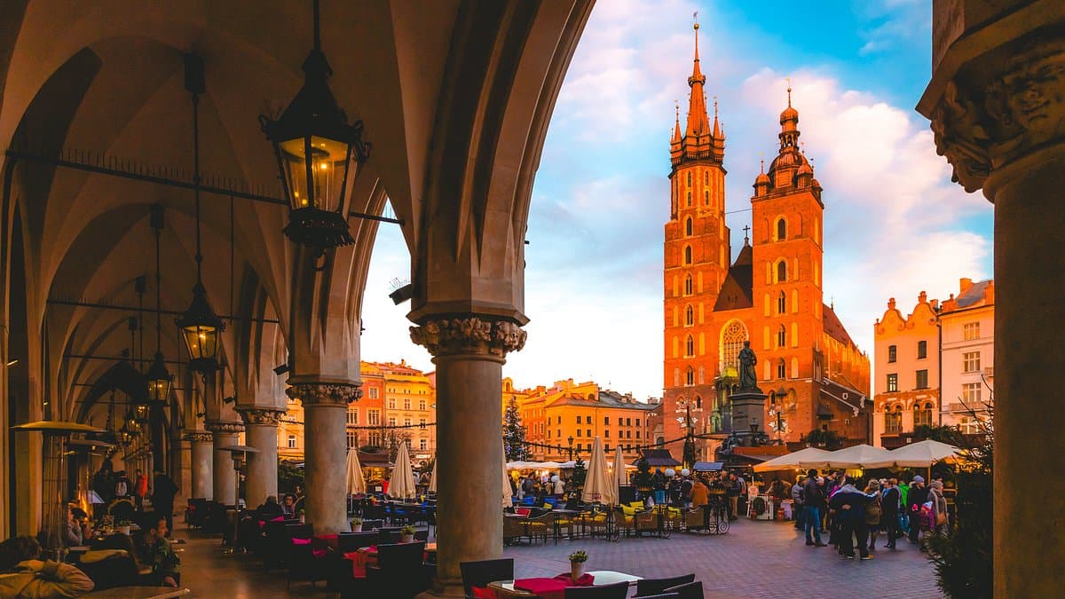 The Ultimate Kraków Travel Guide | 3-Day Itinerary & Best Things To Do