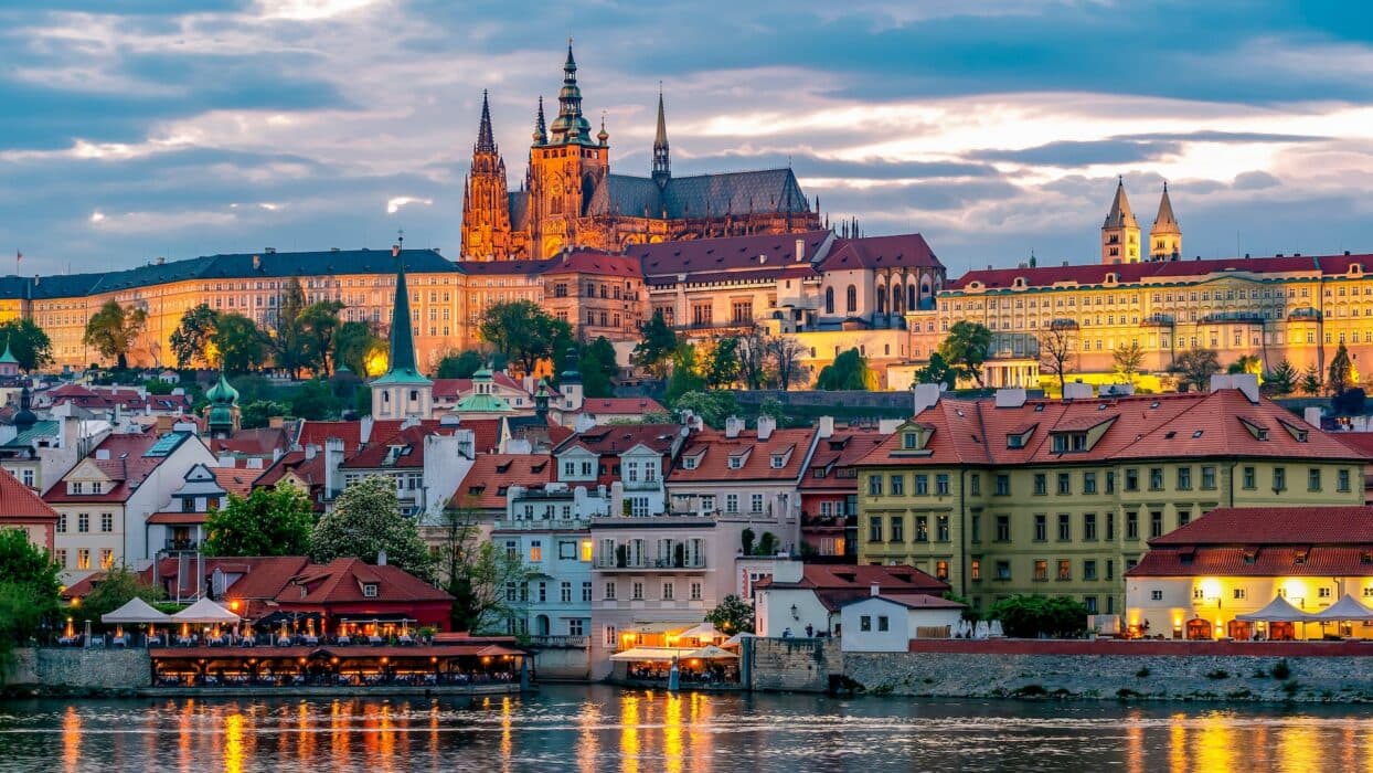 The Ultimate Prague Travel Guide | 3-Day Itinerary & Best Things to Do